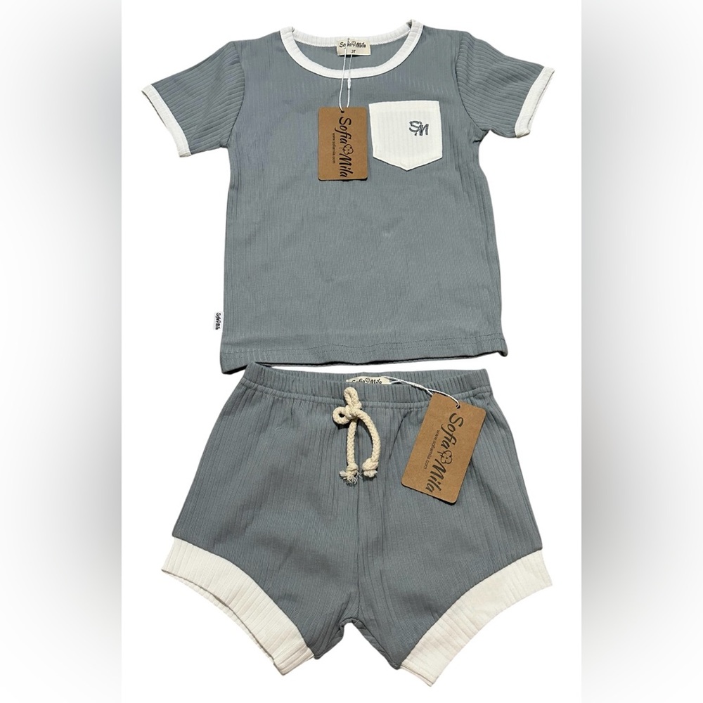 Sofia Mila Kids' Outfit size 3T.